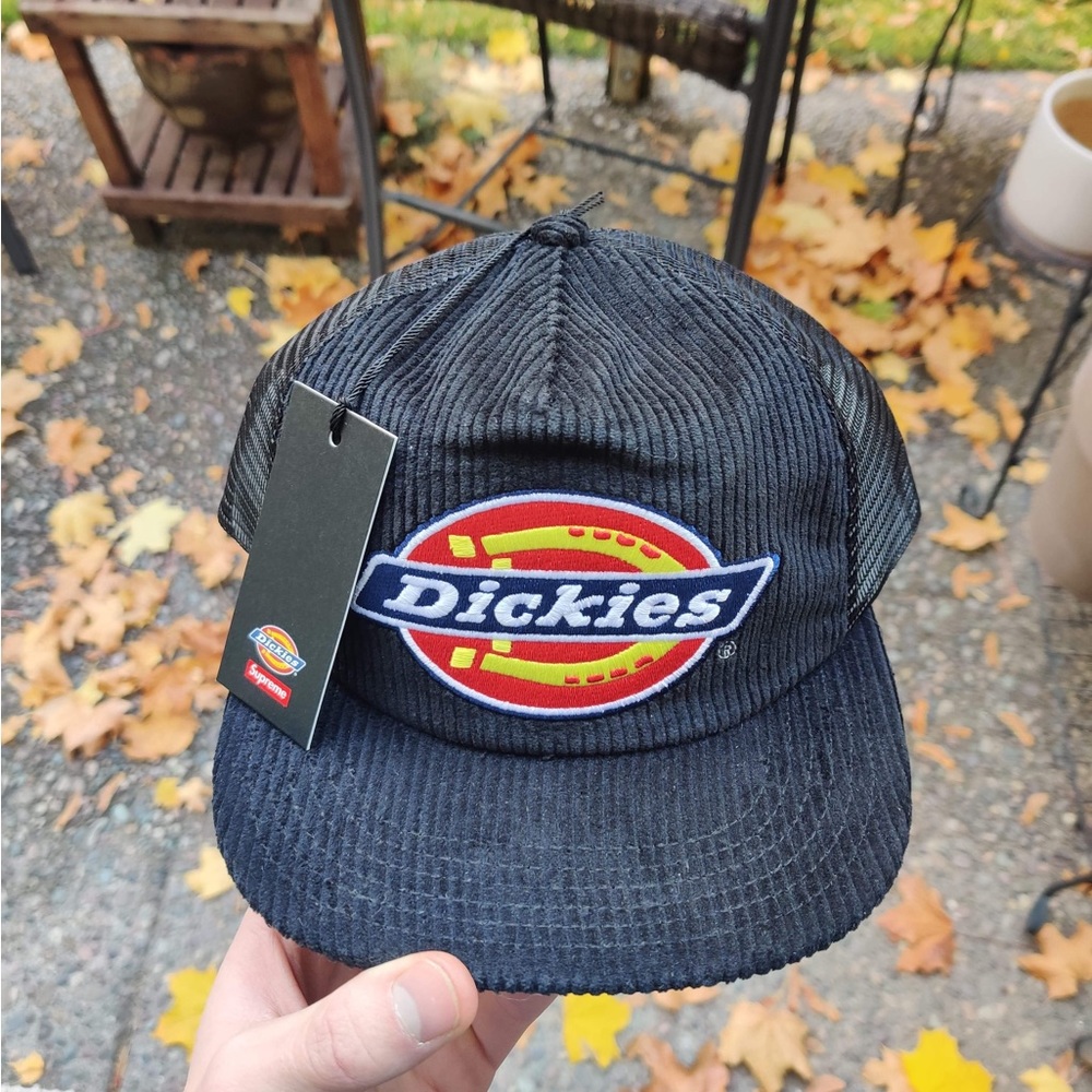 Supreme corduroy hat